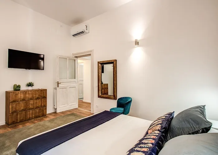 Monti Quiet And Spacious *